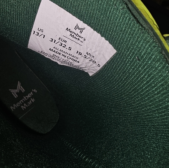 Members Mark Kids Green Dinosaur Rain Boots with Lime Accents - Picture 9 of 9